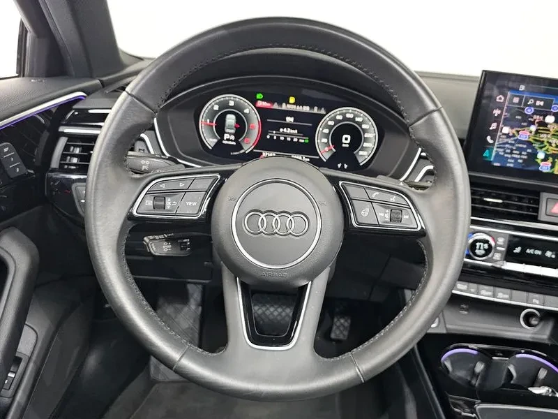 Audi A4 2.0 TDI Quattro - САМО 30% АВАНС, снимка 13 - Автомобили и джипове - 55487084