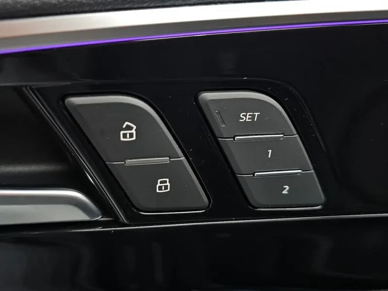 Audi A4 2.0 TDI Quattro - САМО 30% АВАНС, снимка 15 - Автомобили и джипове - 55487084