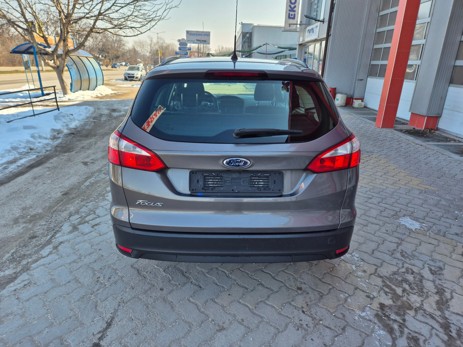 Ford Focus 1.6i GPL 120K.S. - изображение 6