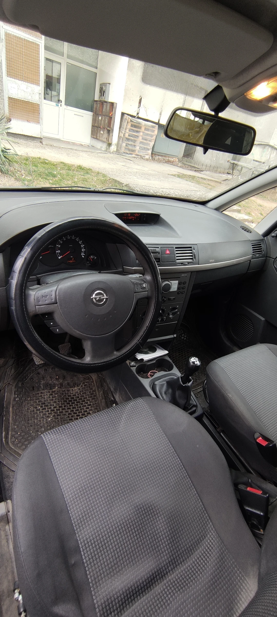 Opel Meriva  - изображение 7