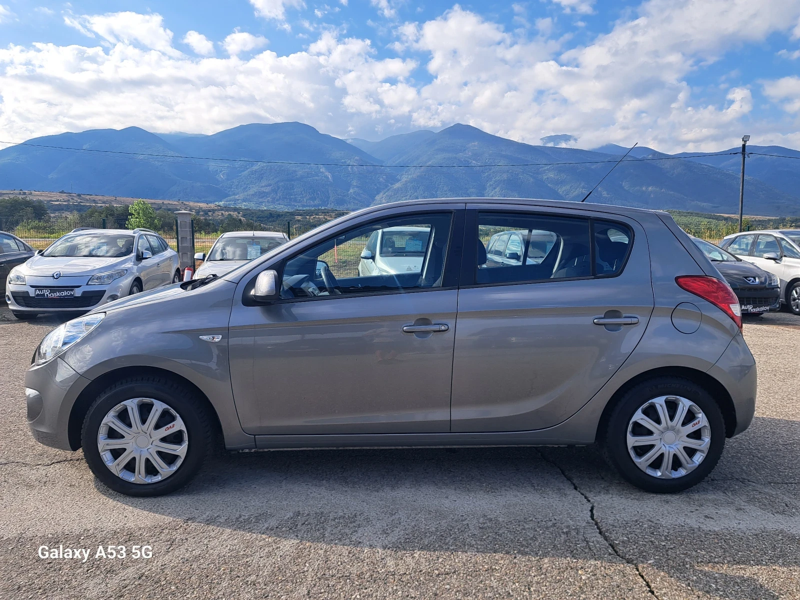 Hyundai I20 1, 4 crdi - изображение 8