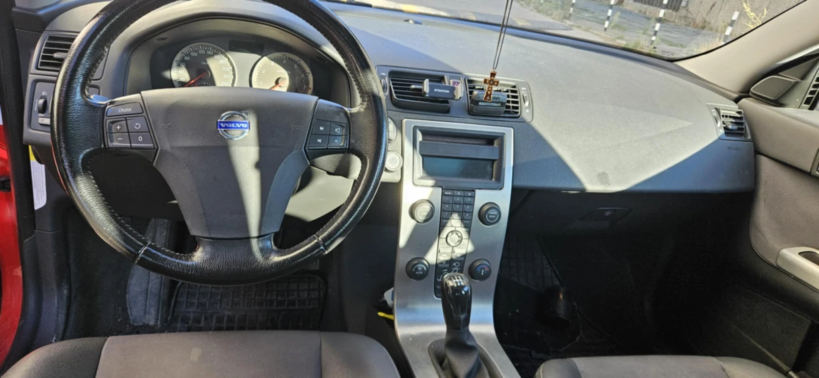Volvo V50  - изображение 7