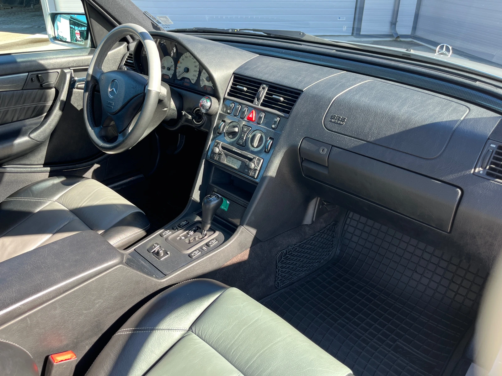 Mercedes-Benz C 200 Sport - изображение 8