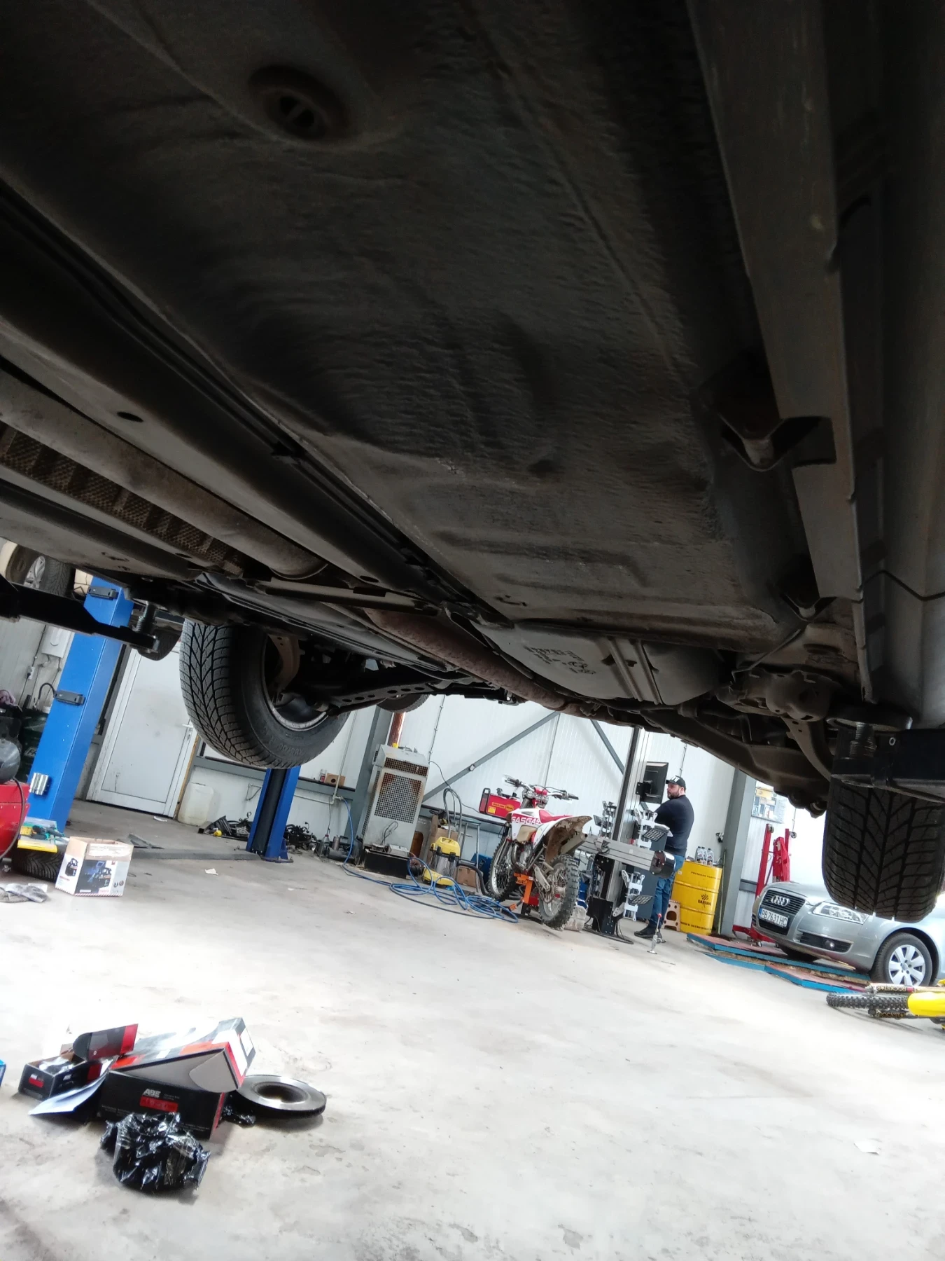 Volvo V70 2.4D5 | Mobile.bg � ����������� 10