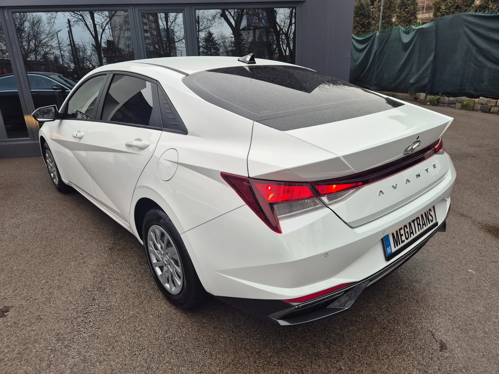 Hyundai Elantra 1.6cm3 LPG - Наличен в БГ - изображение 3