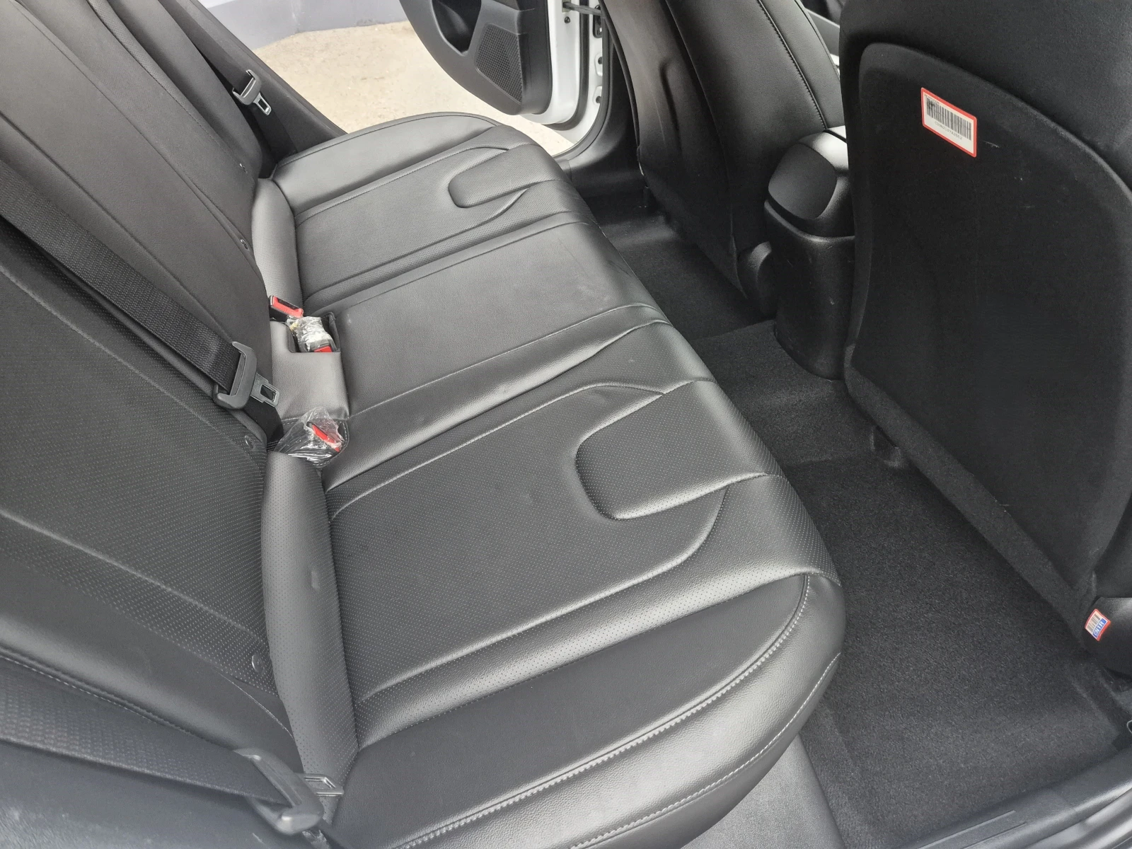 Hyundai Elantra 1.6cm3 LPG - Наличен в БГ - изображение 8