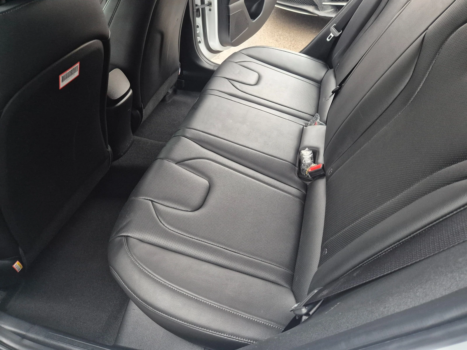 Hyundai Elantra 1.6cm3 LPG - Наличен в БГ - изображение 6