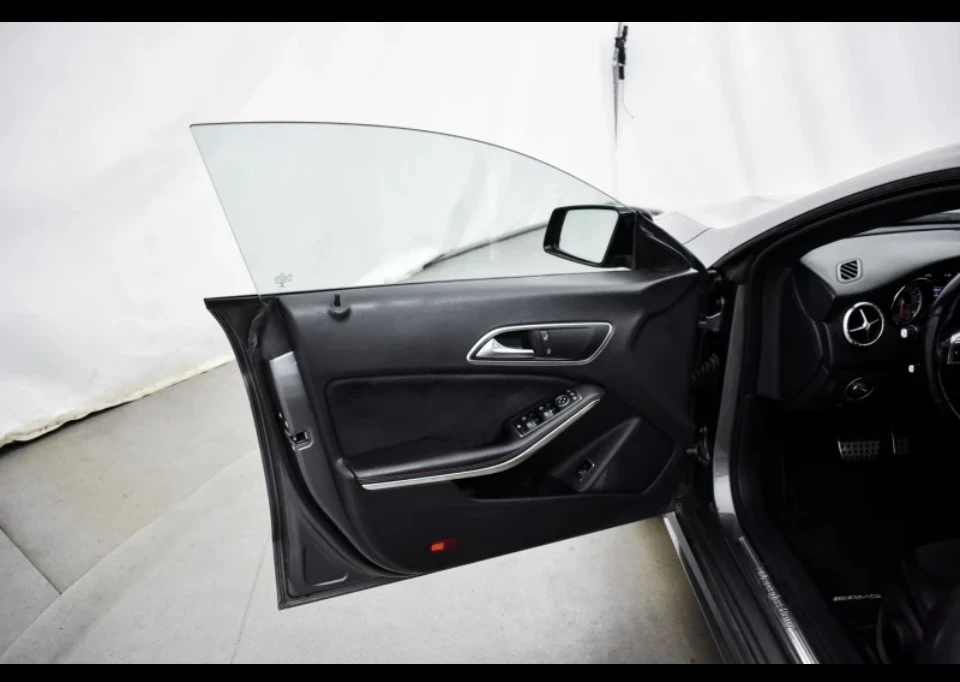 Mercedes-Benz CLA 200  - изображение 5