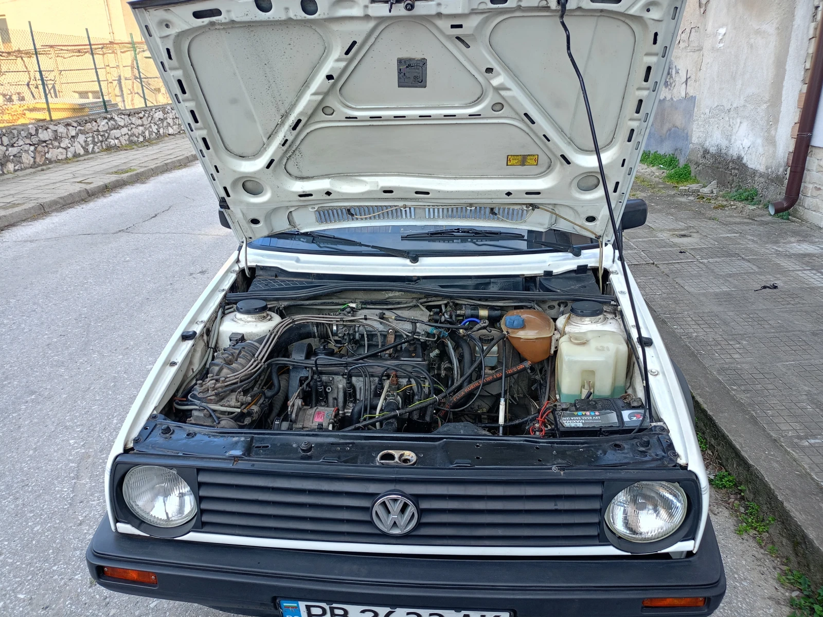 VW Golf, снимка 5 - Автомобили и джипове - 53847209