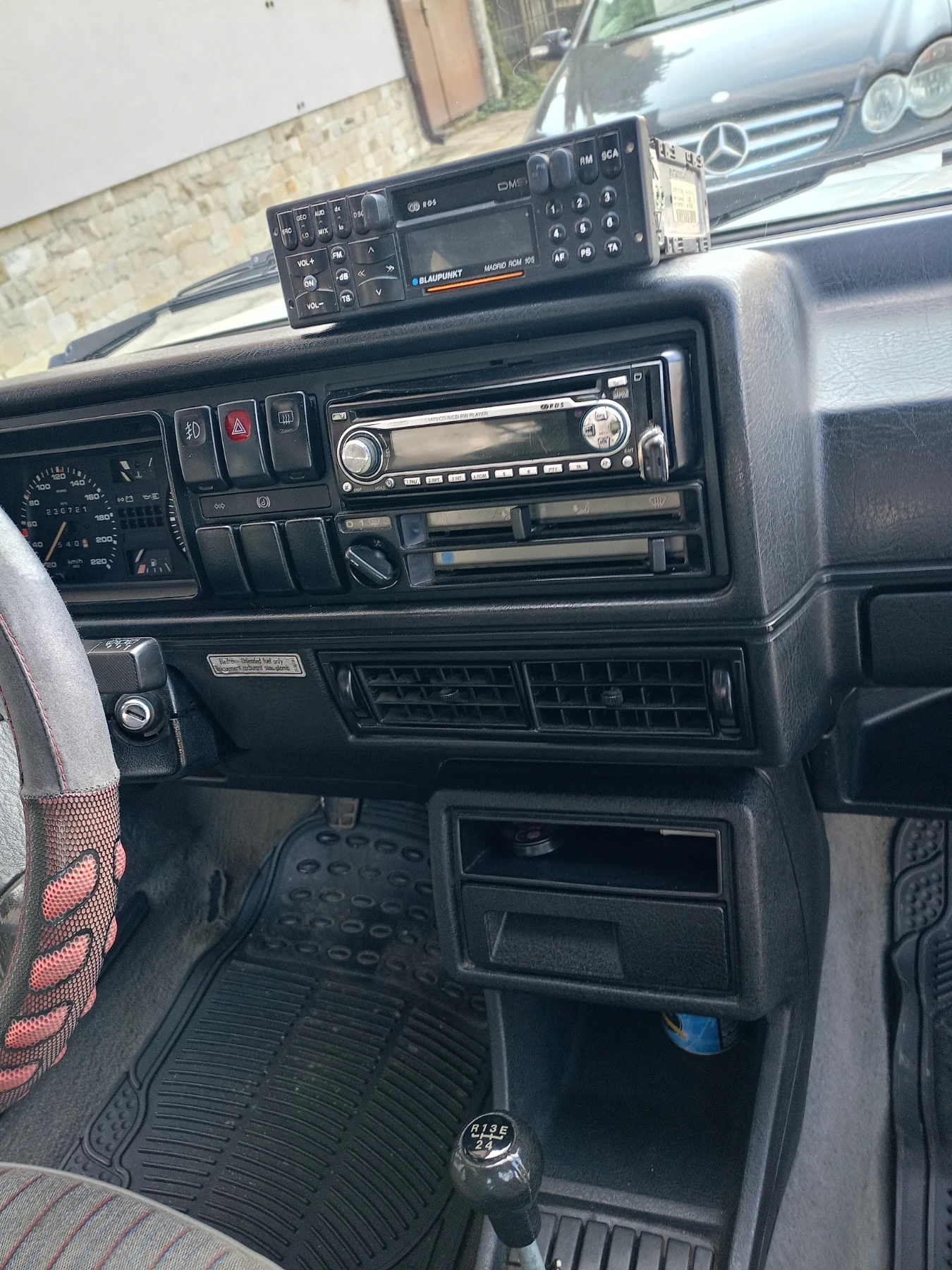 VW Golf, снимка 10 - Автомобили и джипове - 53847209