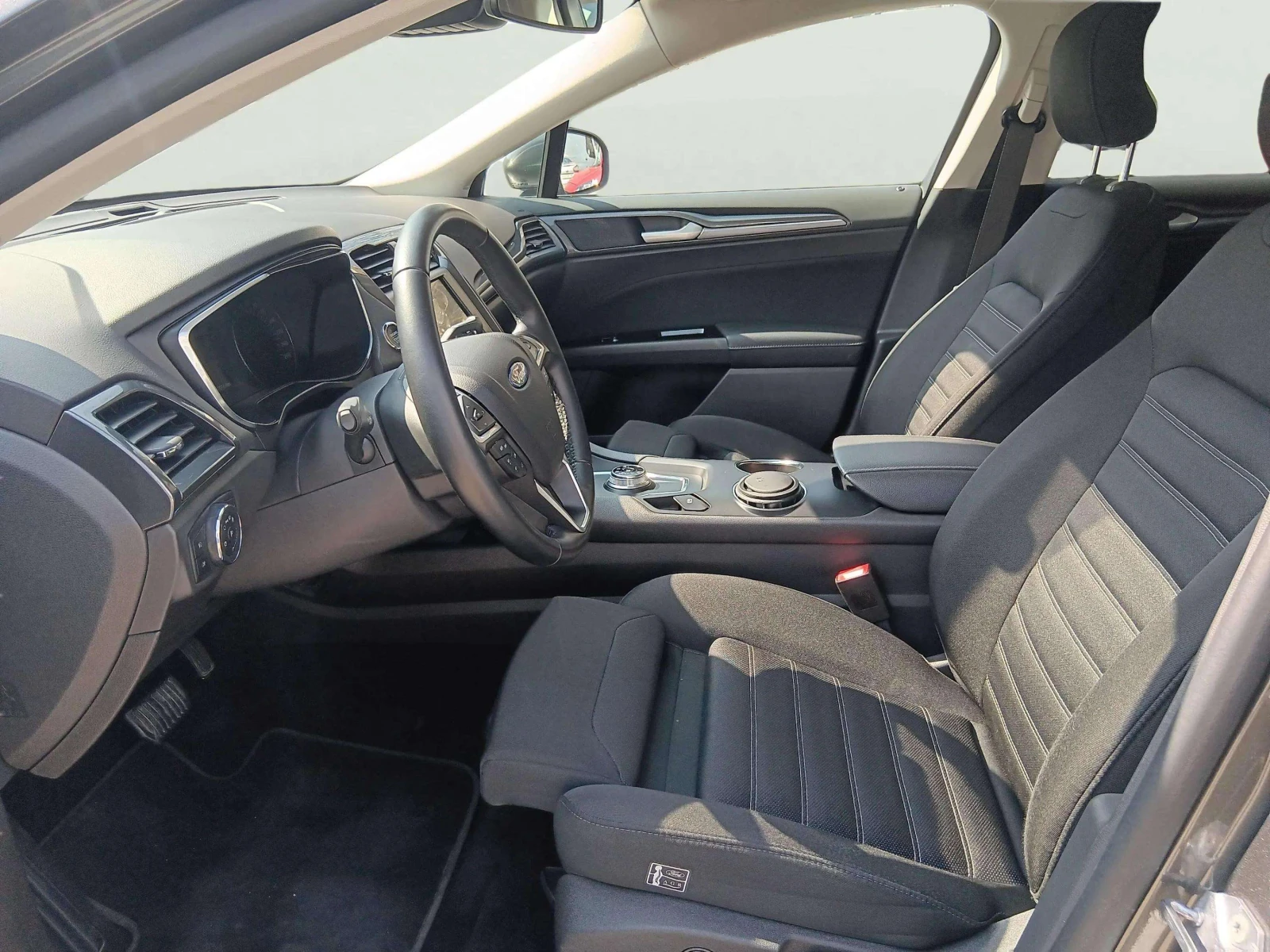 Ford Mondeo 2.0 EcoBlue, снимка 9 - Автомобили и джипове - 53866639