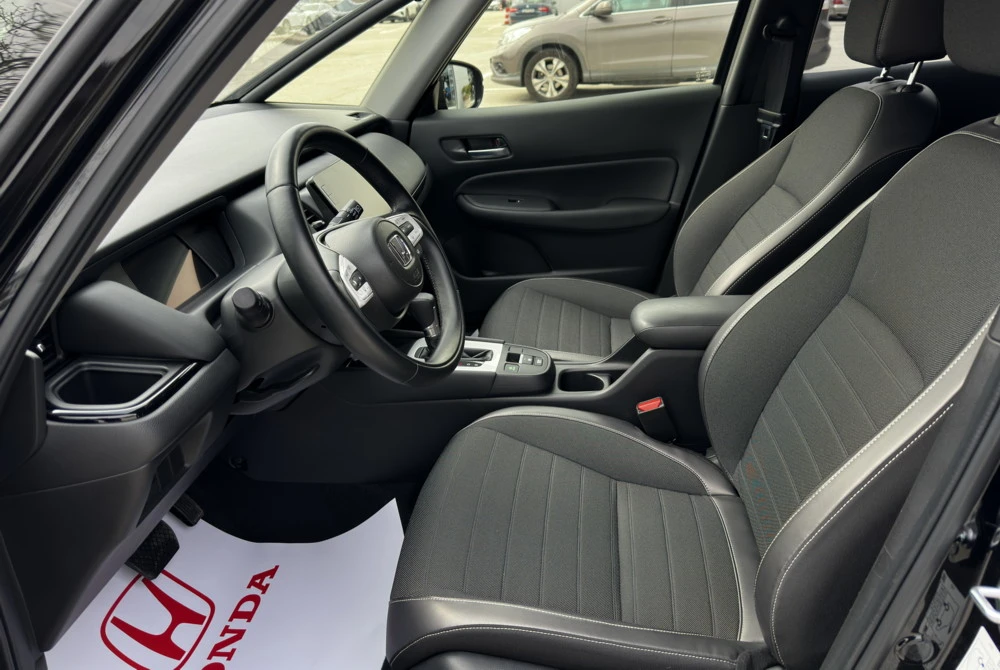 Honda Jazz Crosstar 1.5 i-MMD Hybrid Advance, снимка 13 - Автомобили и джипове - 53997580