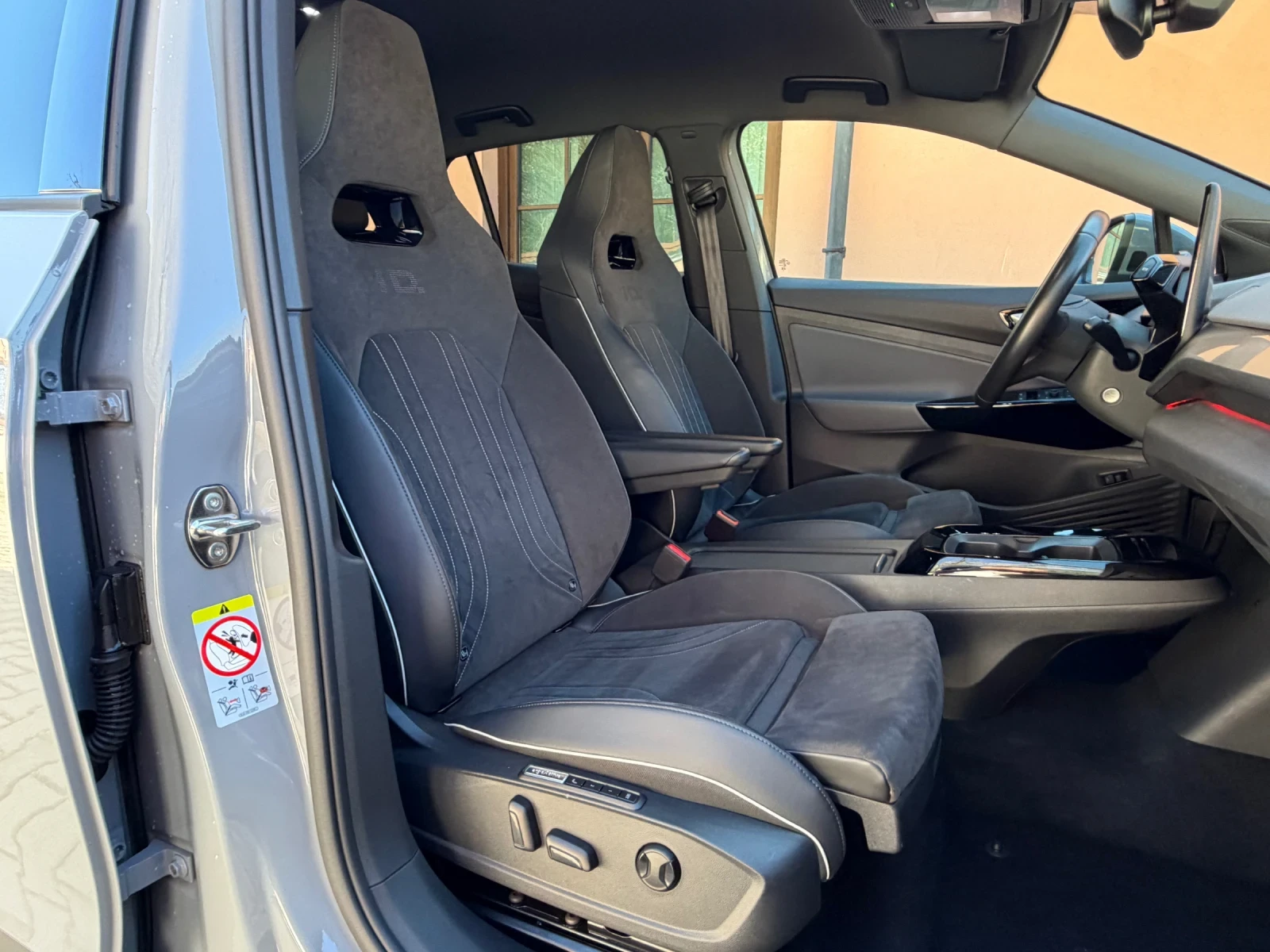 VW ID.4 PRO/82kw/NardoGrey/Memory/SportSeats/360���/70�.�� | Mobile.bg � ����������� 11