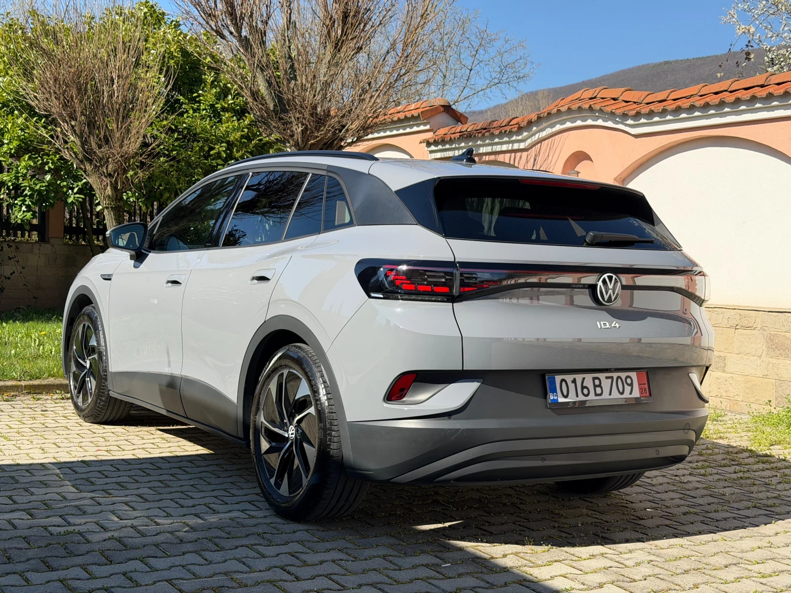 VW ID.4 PRO/82kw/NardoGrey/Memory/SportSeats/360���/70�.�� | Mobile.bg � ����������� 7