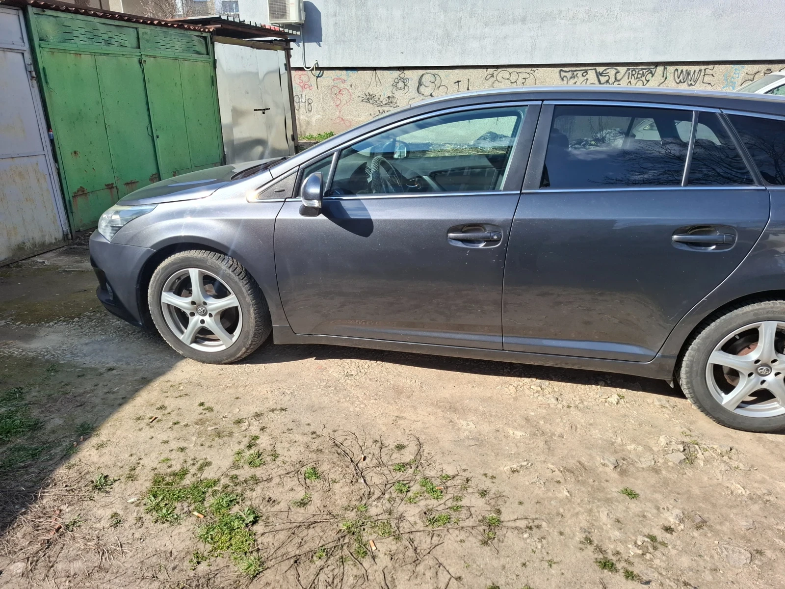 Toyota Avensis 2.0 D-4D 124 к.с., снимка 4 - Автомобили и джипове - 54422531