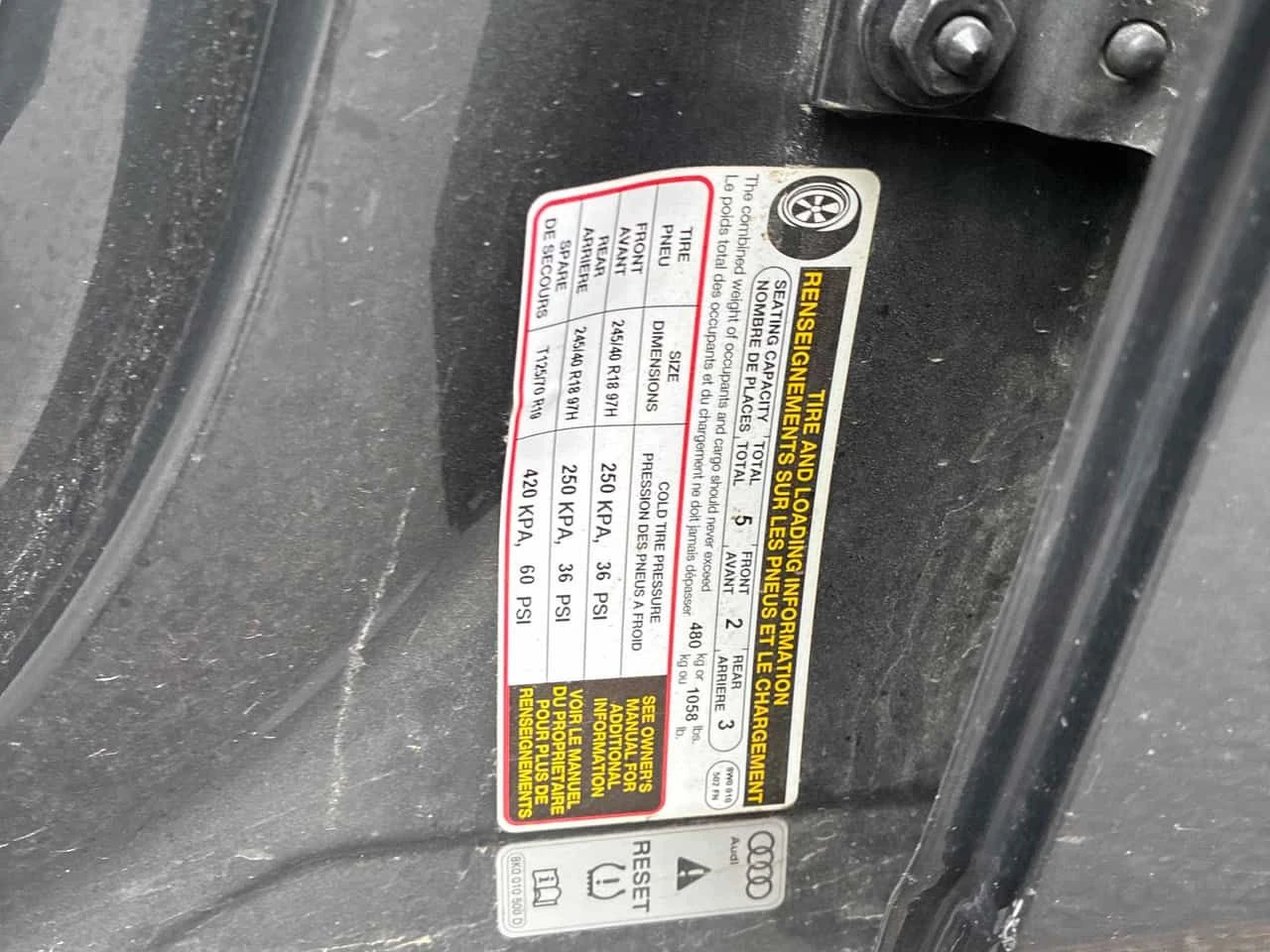 Audi A4 Komfort /LED/DISTRONIC/CARFAX/АВТОКРЕДИТ, снимка 11 - Автомобили и джипове - 54588737