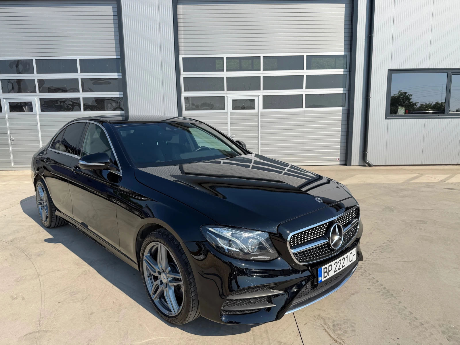 Mercedes-Benz E 220 AMG Лизинг Бартер, снимка 3 - Автомобили и джипове - 54862711