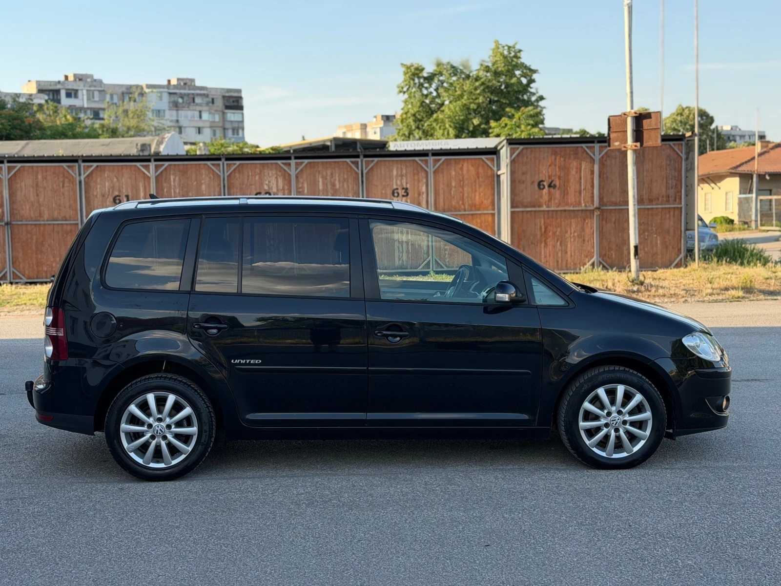 VW Touran 2.0* TDI* BMM* , снимка 5 - Автомобили и джипове - 54962811