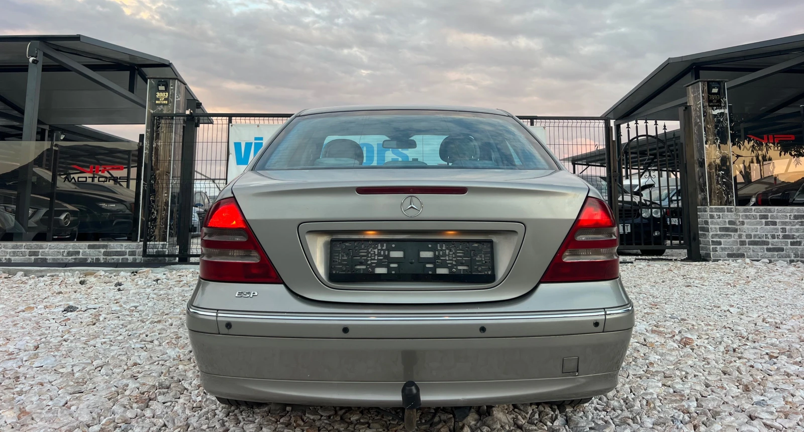 Mercedes-Benz C 200 2.2CDI AVANTGARDE/XENON/KOJA/6sk/KLIMATRONIK/UNIKA, снимка 8 - Автомобили и джипове - 54967242