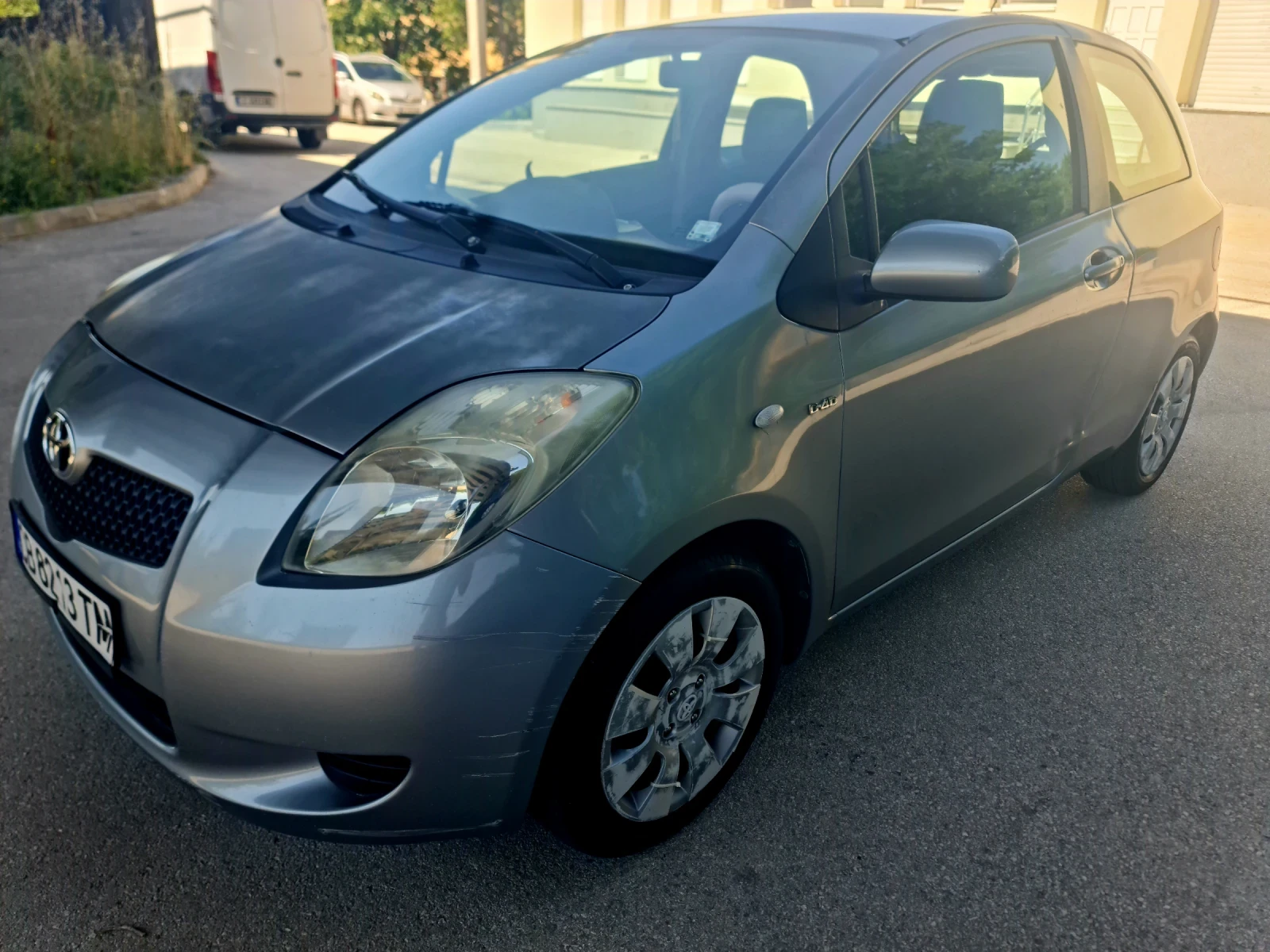 Toyota Yaris 1.4 D-4D ТОП СЪСТОЯНИЕ!, снимка 3 - Автомобили и джипове - 55172003