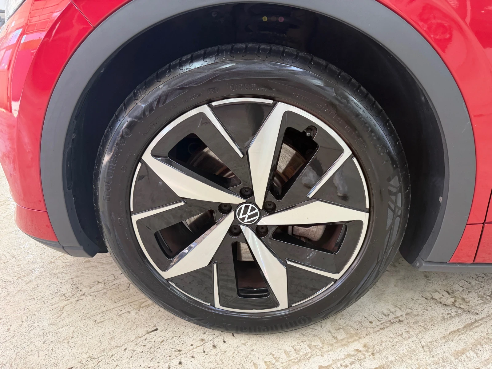 VW ID.4 GTX/IQ/DCC/360/PANO/H-UP/FULL, снимка 5 - Автомобили и джипове - 55231241