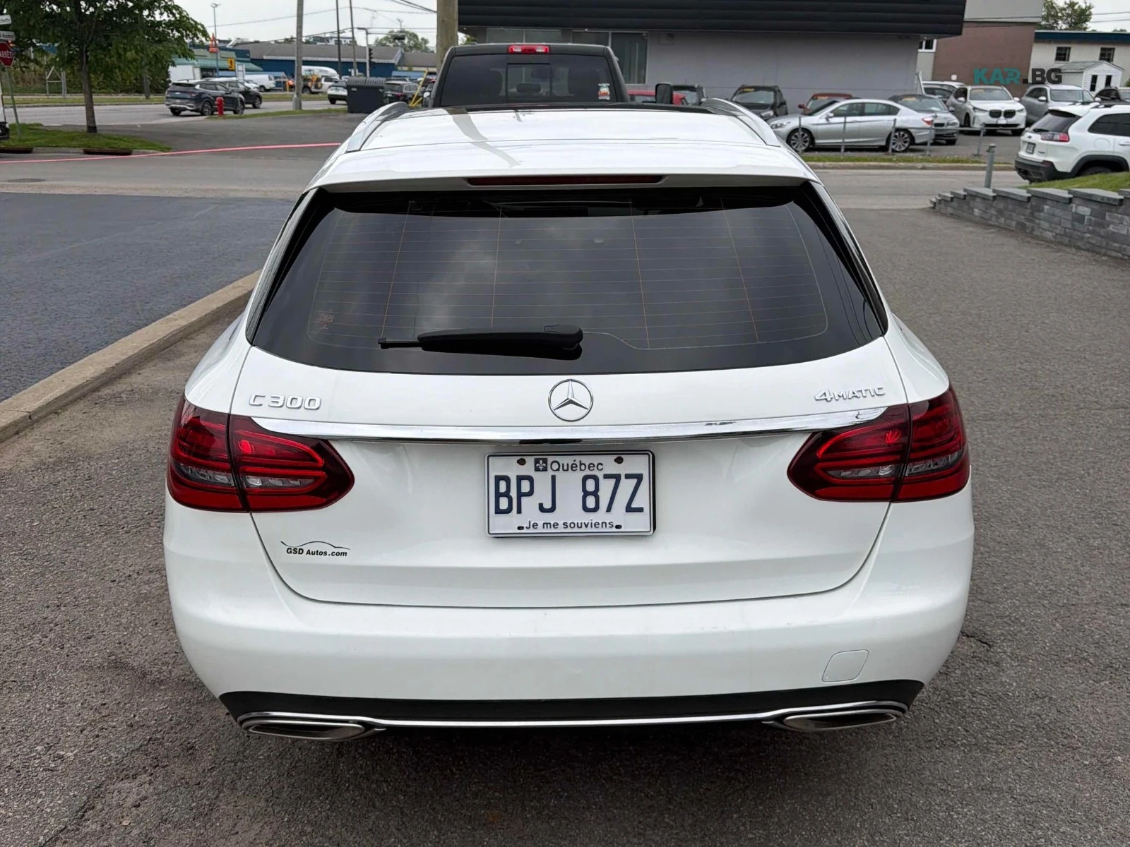 Mercedes-Benz C 300 4MATIC Автокредит Цена до България, снимка 4 - Автомобили и джипове - 55250535