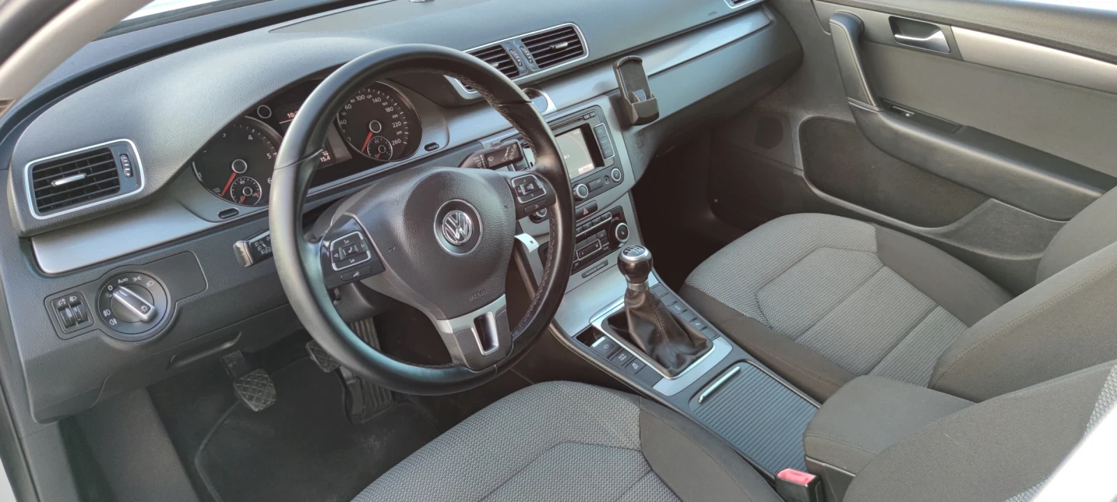 VW Passat 2.0TDI* 140к.с* , снимка 16 - Автомобили и джипове - 55335064