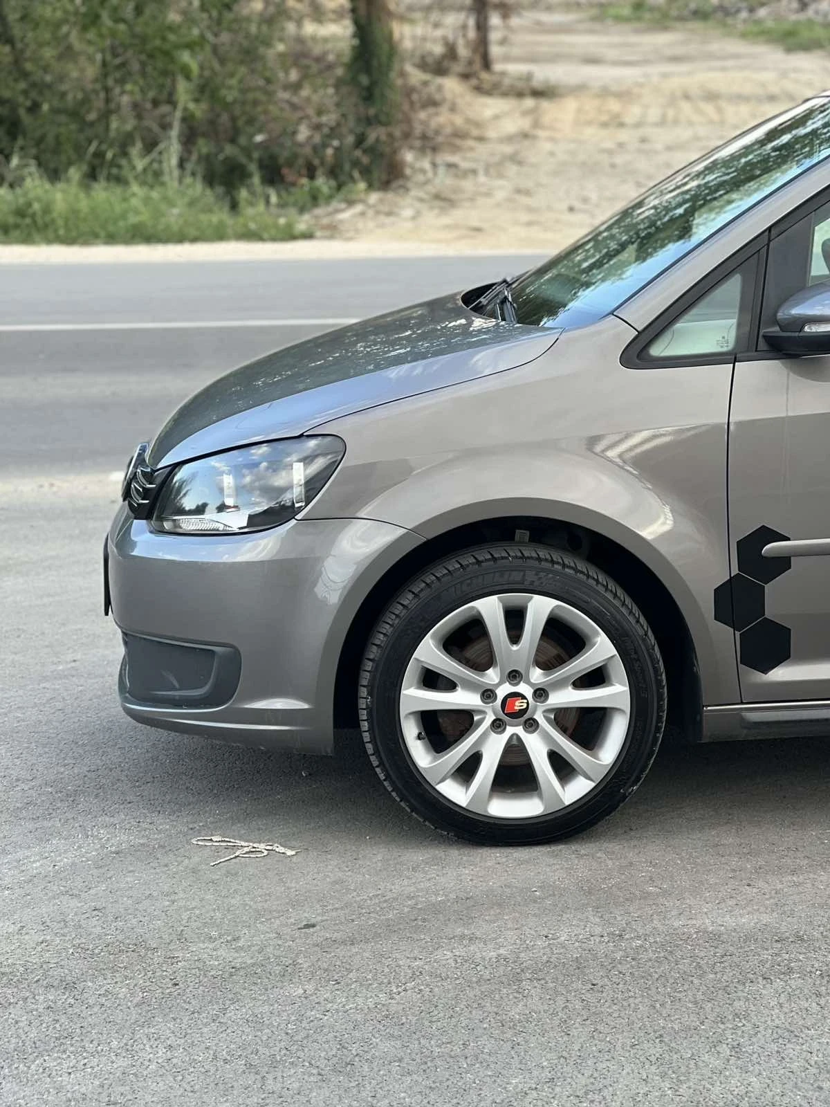 VW Touran 1.6TDI* FACE* AUTOMAT* 6 месеца гаранция* * * * , снимка 6 - Автомобили и джипове - 55498895