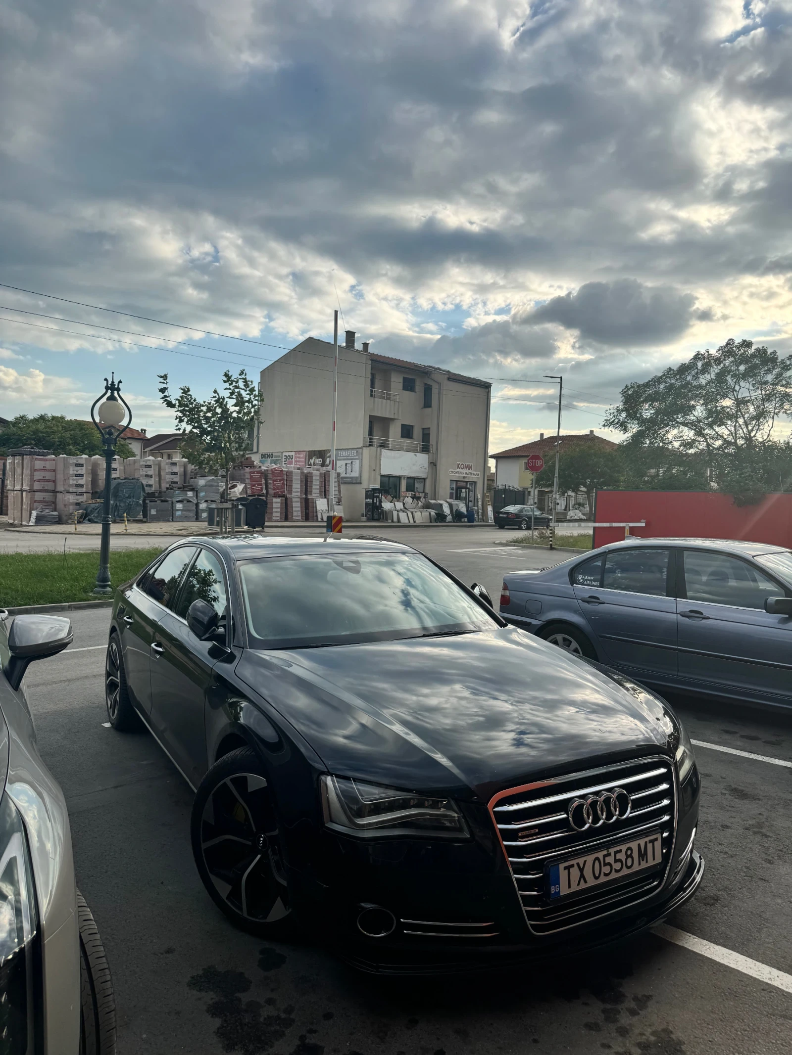 Audi A8, снимка 2 - Автомобили и джипове - 55992264