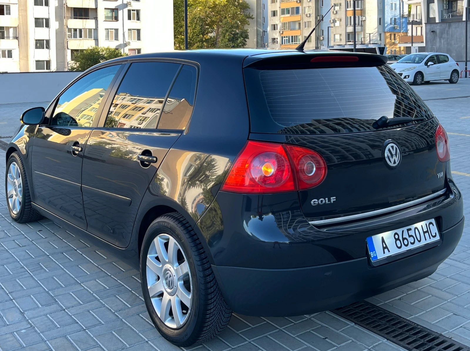 VW Golf 1.9TDI/105/BKC/2006/Г, снимка 3 - Автомобили и джипове - 56090492