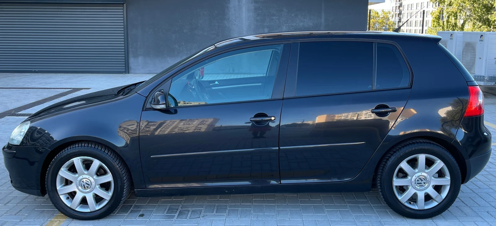 VW Golf 1.9TDI/105/BKC/2006/Г, снимка 2 - Автомобили и джипове - 56090492
