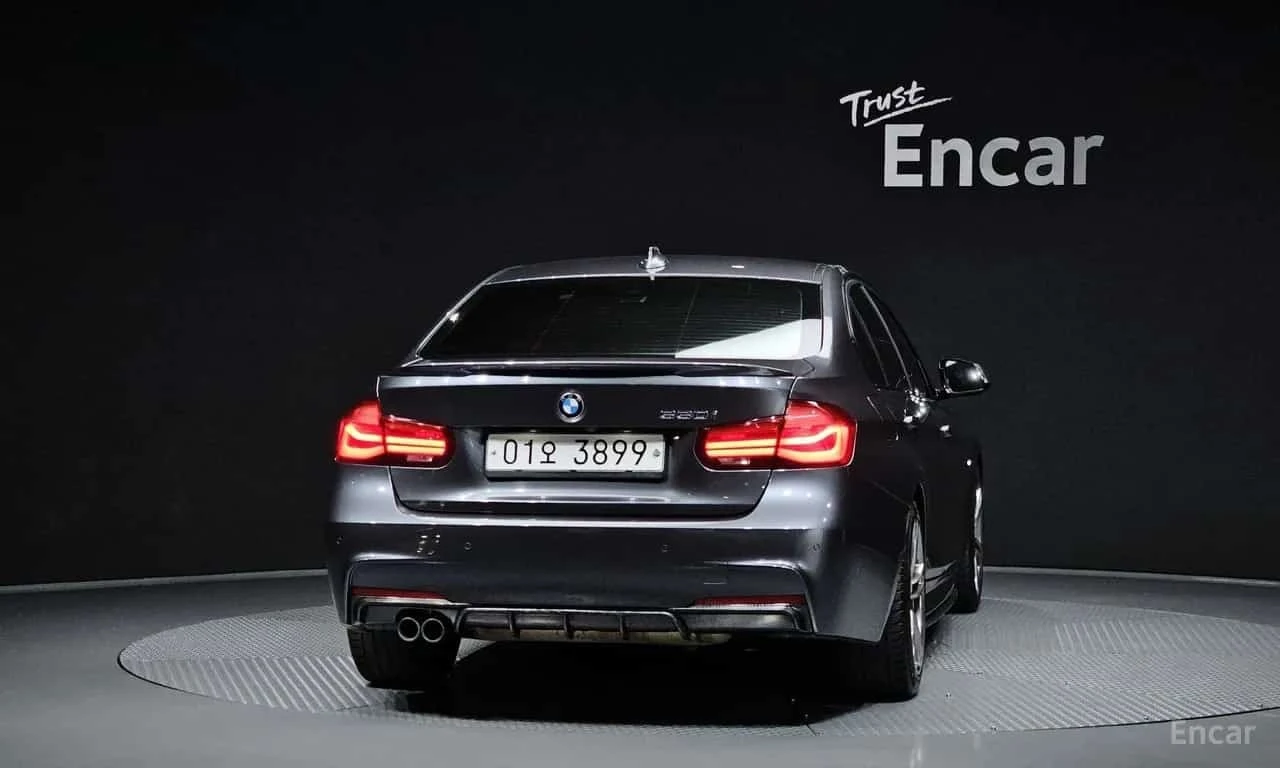 BMW 330 * Дигитално табло* HEAD UP * ФИКСИРАНА ЦЕНА * , снимка 4 - Автомобили и джипове - 56315268