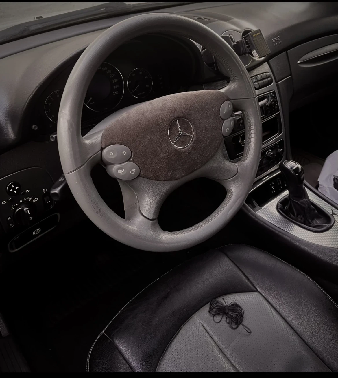 Mercedes-Benz CLK 270 CDI Avantgarde* , снимка 6 - Автомобили и джипове - 56714734