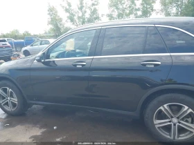 Mercedes-Benz GLC 300 * 4MATIC * CARFAX * ОПЦИЯ ЗА ФИНАНСИРАНЕ * , снимка 14
