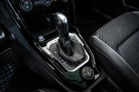 VW T-Roc R 2.0TSI BlueMotion Technology* Pano | Mobile.bg    9