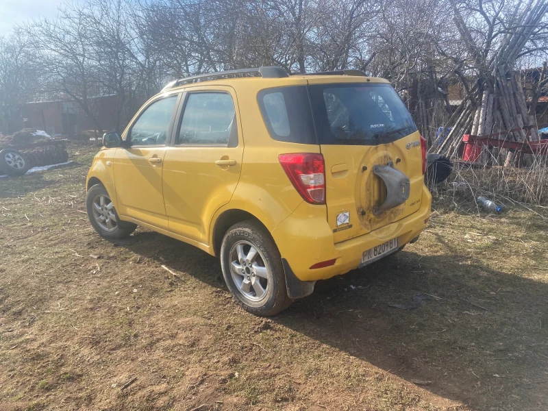 Daihatsu Terios, снимка 4 - Автомобили и джипове - 49243005