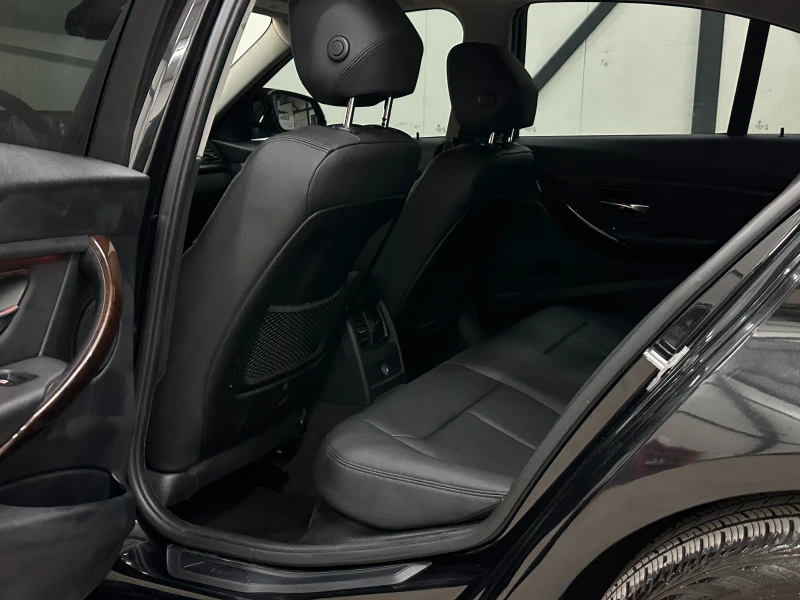 BMW 335 * ПОДГРЕВ* XDRIVE* M PACK* , снимка 16 - Автомобили и джипове - 49318918