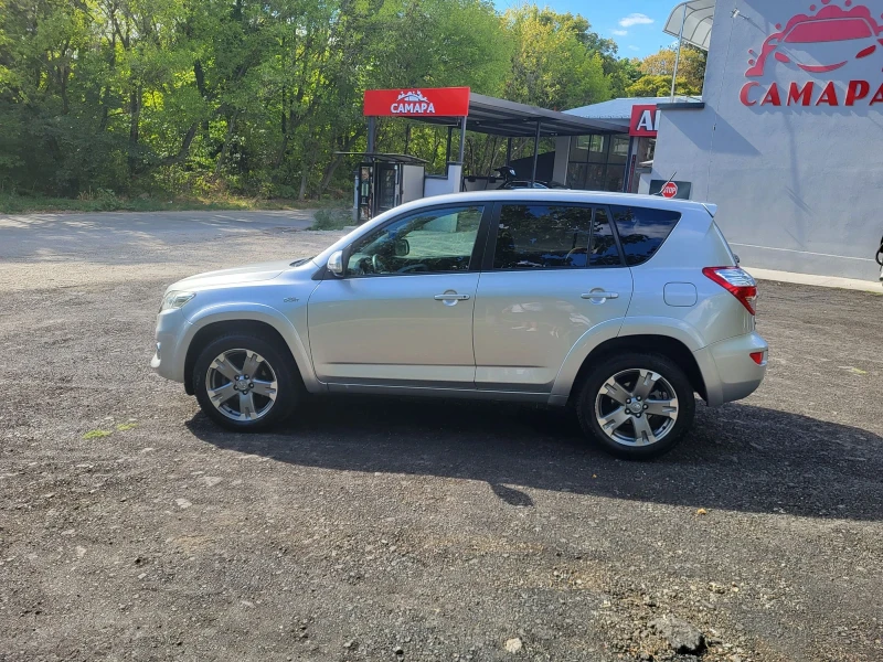 Toyota Rav4 2.2 D-CAT, снимка 6 - Автомобили и джипове - 52645110