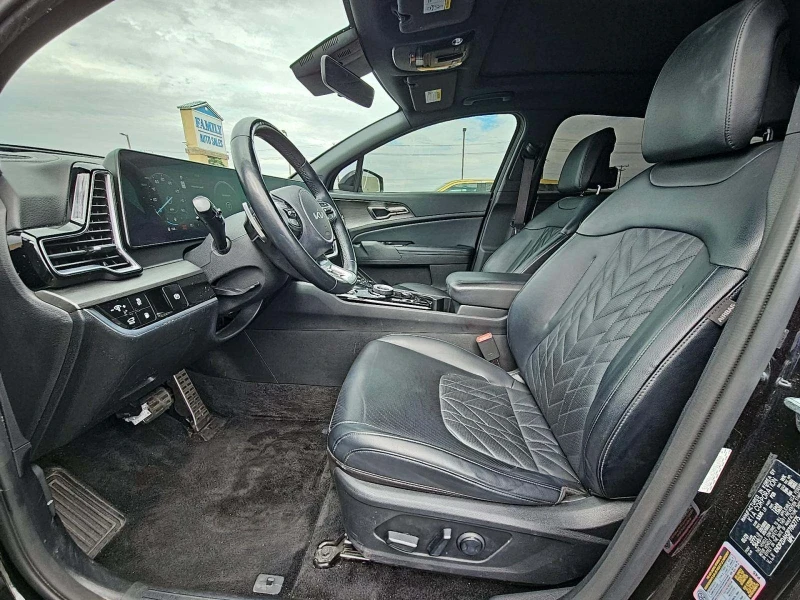 Kia Sportage Plug-In Hybrid X-Line Prestige, снимка 4 - Автомобили и джипове - 52640654