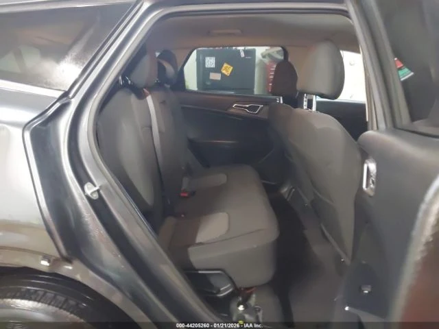 Kia Sportage, снимка 15 - Автомобили и джипове - 53587648