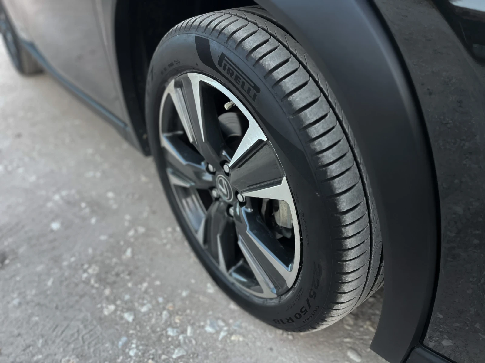 Lexus UX 250h 2.0H/57600KM/4x4/ГАРАНЦИЯ - изображение 8