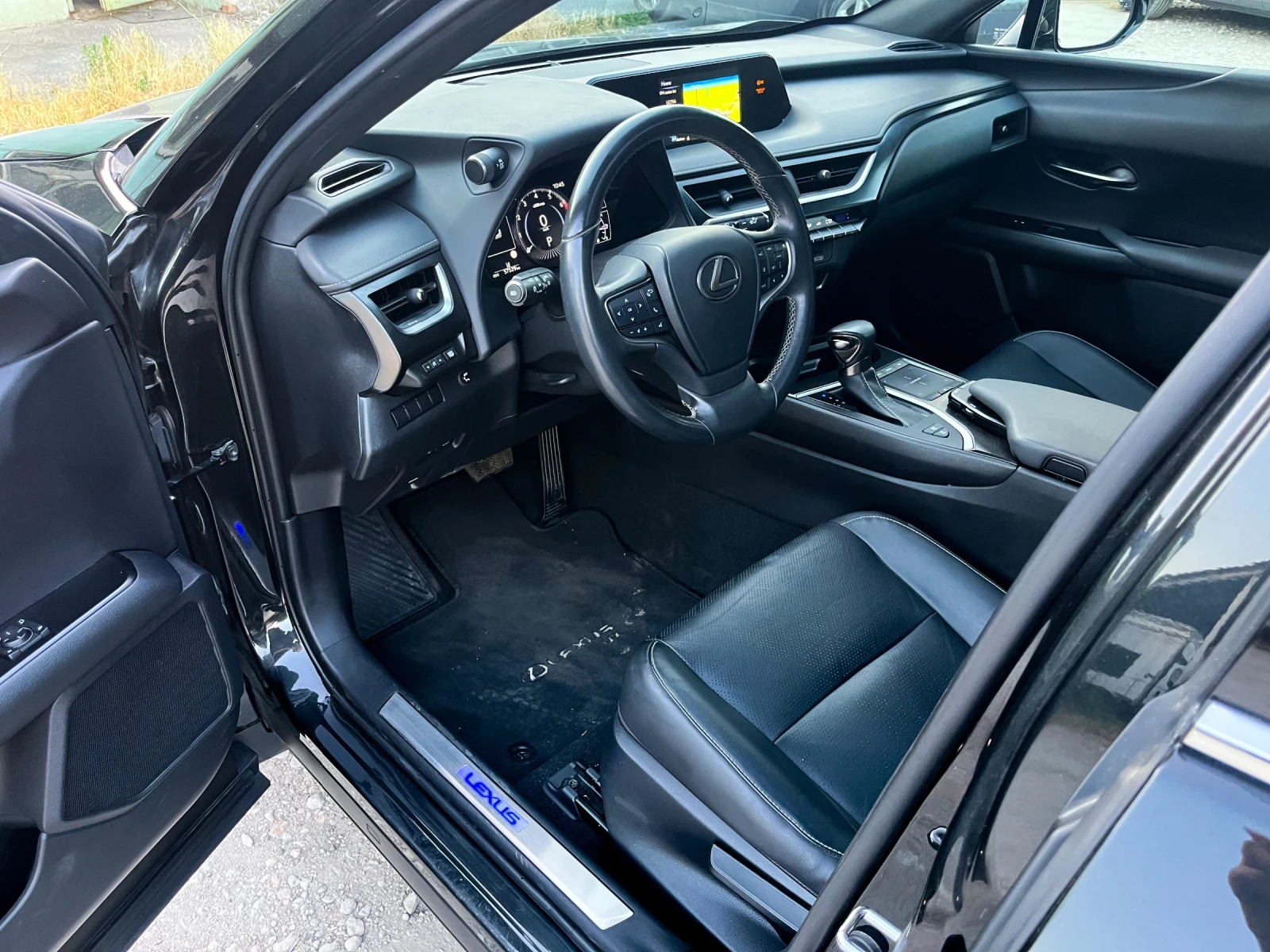 Lexus UX 250h 2.0H/57600KM/4x4/ГАРАНЦИЯ - изображение 9