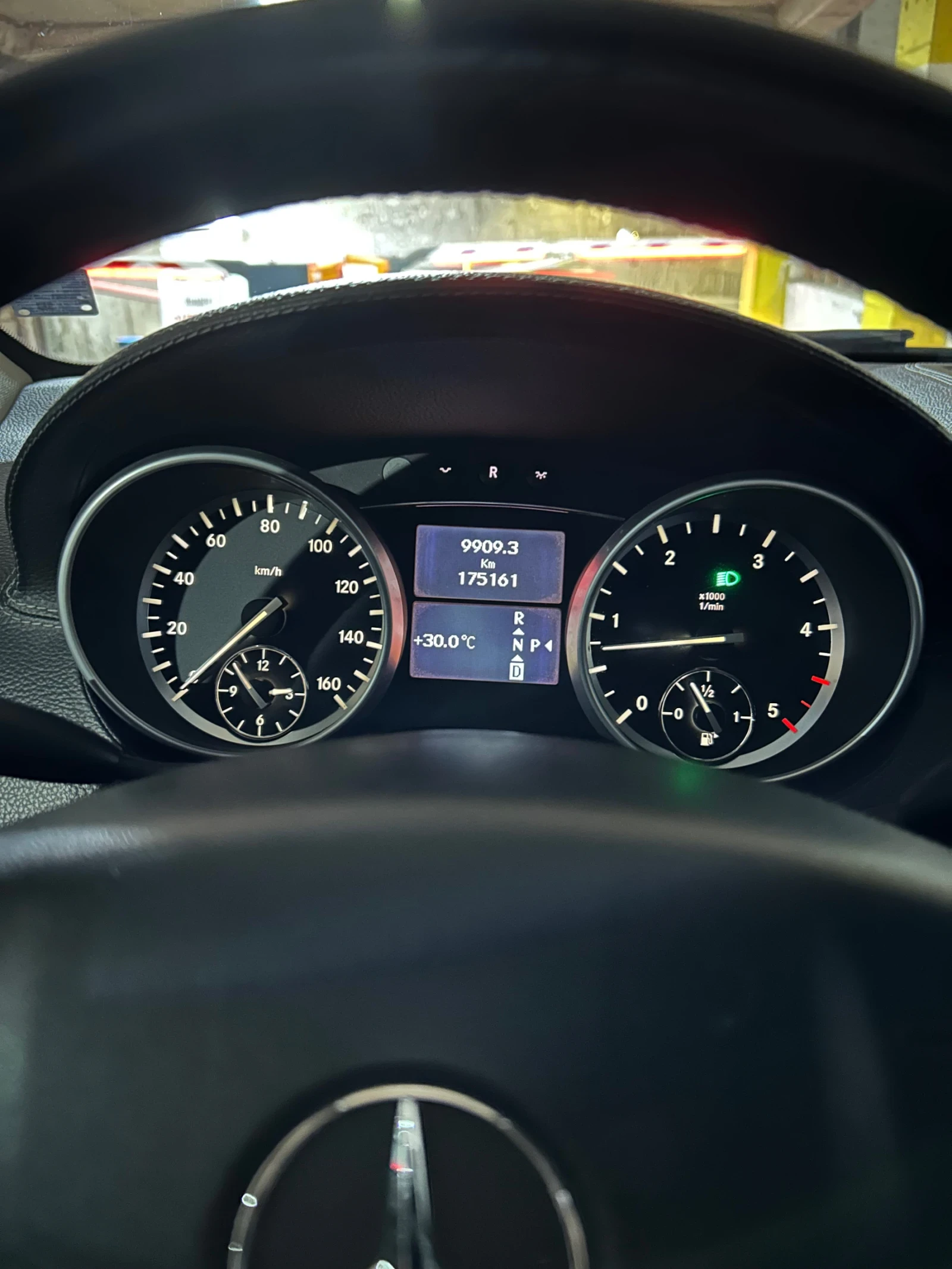 Mercedes-Benz GL 350 Блутек 4 матик - изображение 4