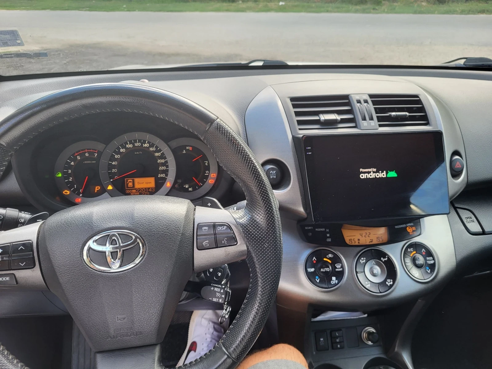 Toyota Rav4 2.2 D-CAT - изображение 9