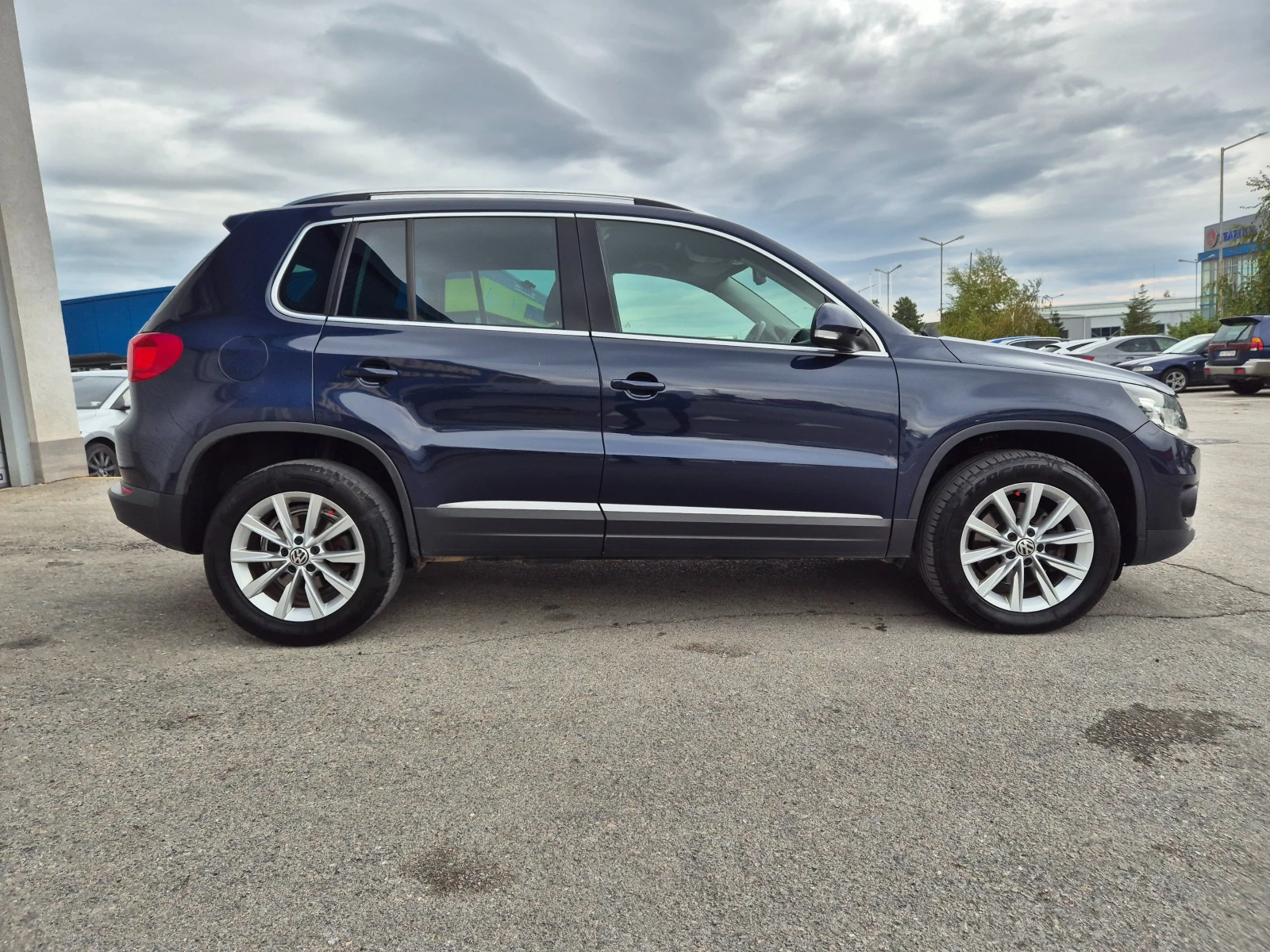 VW Tiguan 2.0TDI Avtomat ksenon Panorama  - изображение 4
