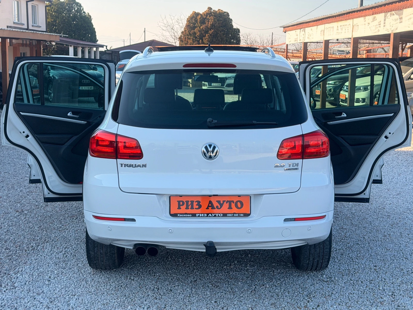 VW Tiguan 2.0TDI* AUT* R-LINE* NAVI* * * LED*  | Mobile.bg   8