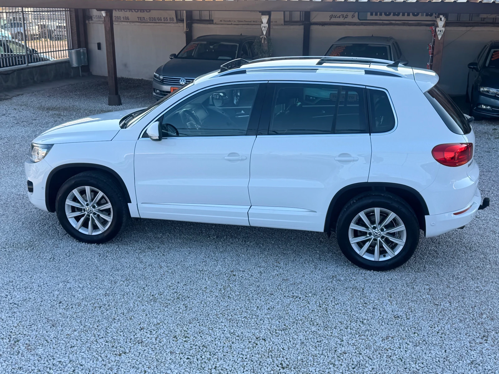 VW Tiguan 2.0TDI* AUT* R-LINE* NAVI* * * LED*  | Mobile.bg   12