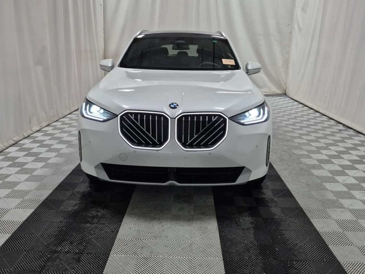 BMW X3  30 XDRIVE * HEADUP* АМБИЕНТ* PANORAMA* CARFAX *  - изображение 5