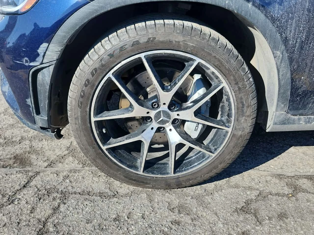 Mercedes-Benz GLC 43 AMG PANORAMA| 2 КЛЮЧА| CARFAX| , снимка 5 - Автомобили и джипове - 53999854