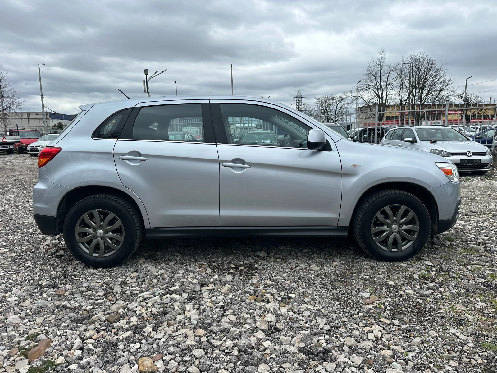Mitsubishi ASX 1.8DID 116kc 4X4, снимка 6 - Автомобили и джипове - 54042078